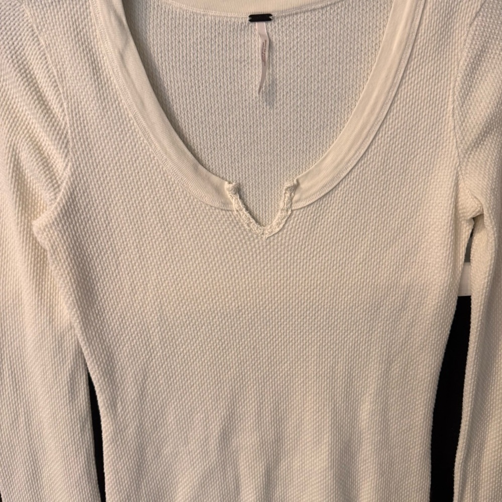 FREE PEOPLE BOHO IVORY KOMBUCHA EMBROIDERED CROCHET KNIT CUFF WAFFLE THERMAL  SP - Picture 3 of 10